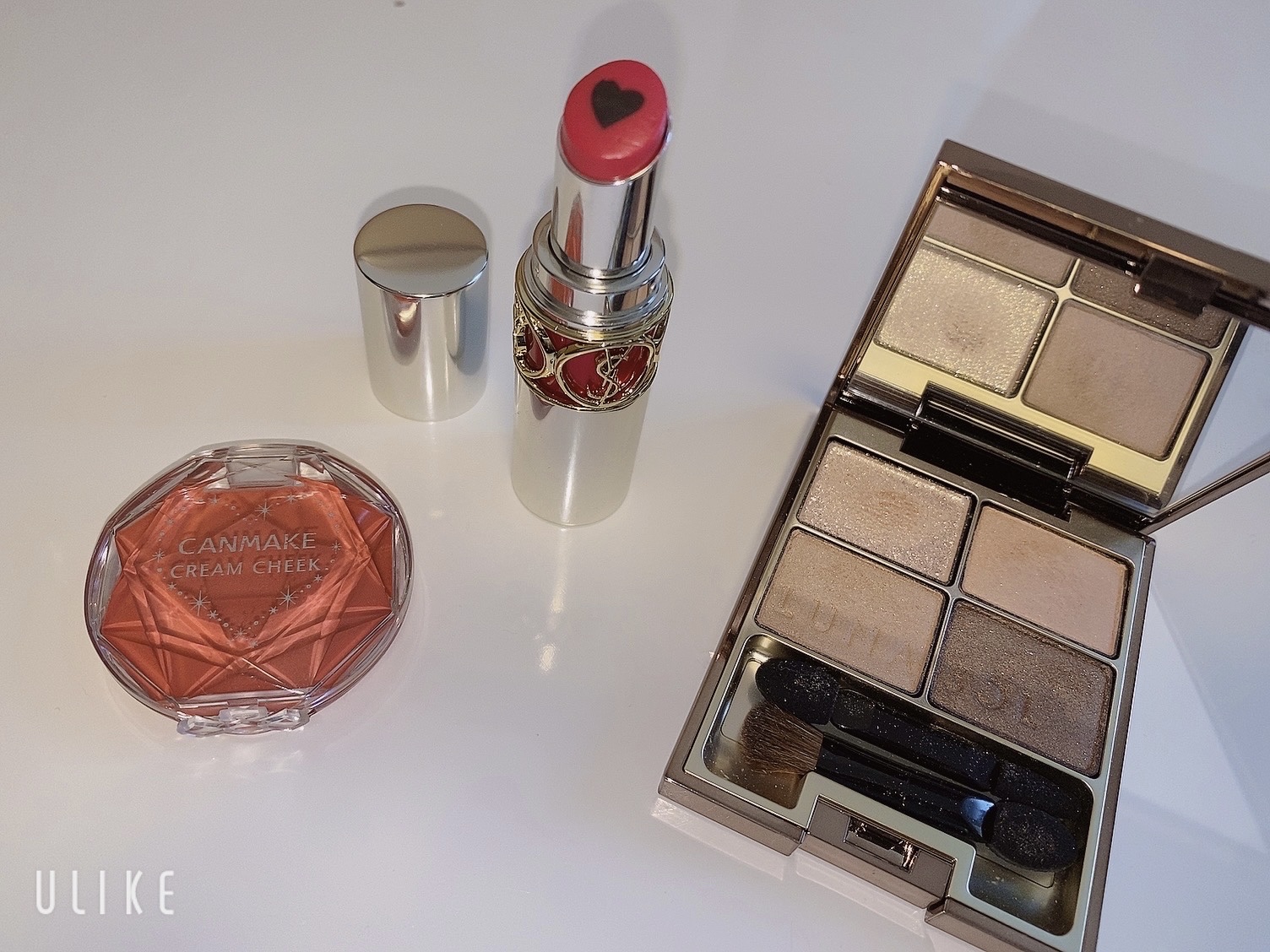 ヴォリュプテ プランプインカラー/YVES SAINT LAURENT BEAUTE/口紅を使ったクチコミ（1枚目）