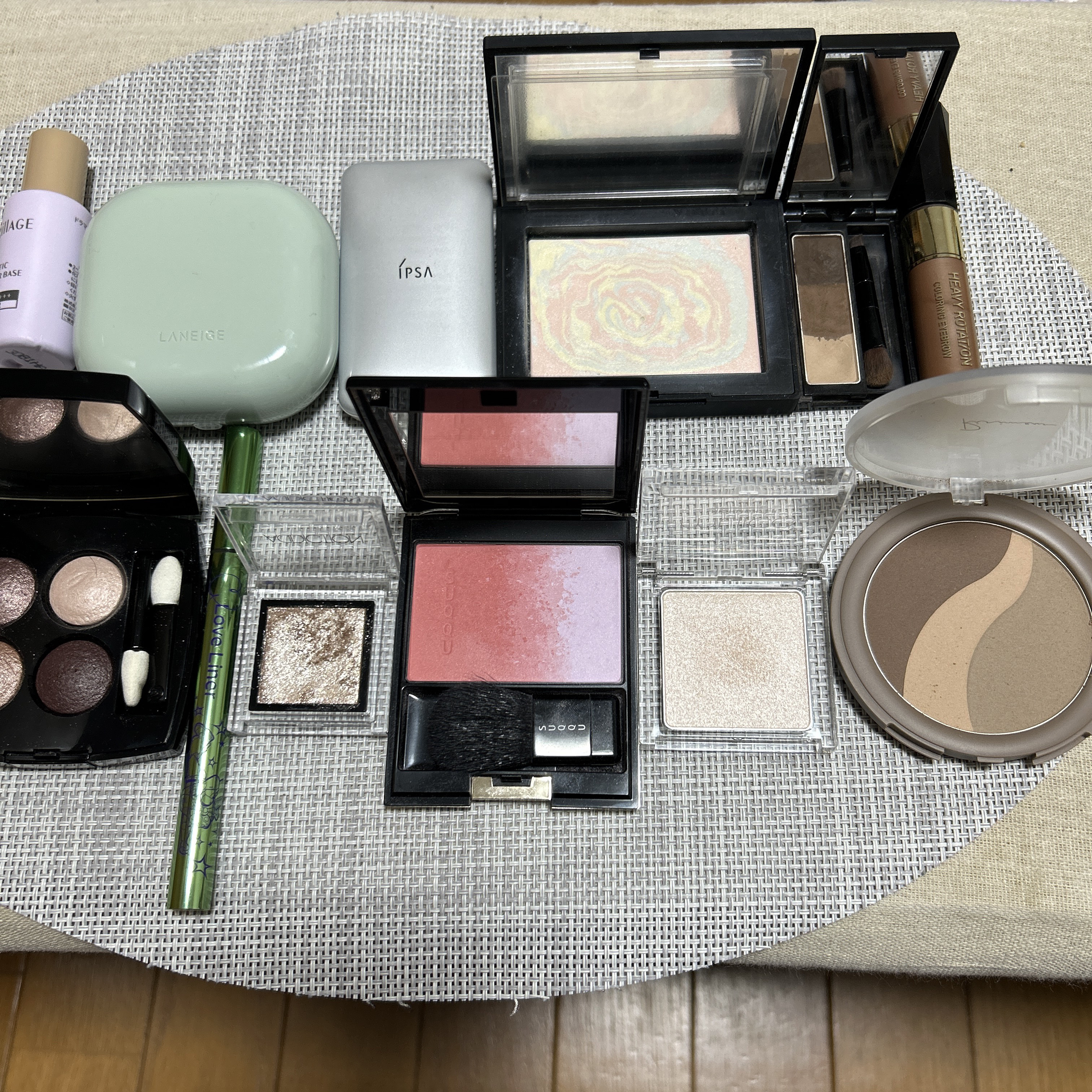 レ キャトル オンブル/CHANEL/アイシャドウパレットを使ったクチコミ（2枚目）