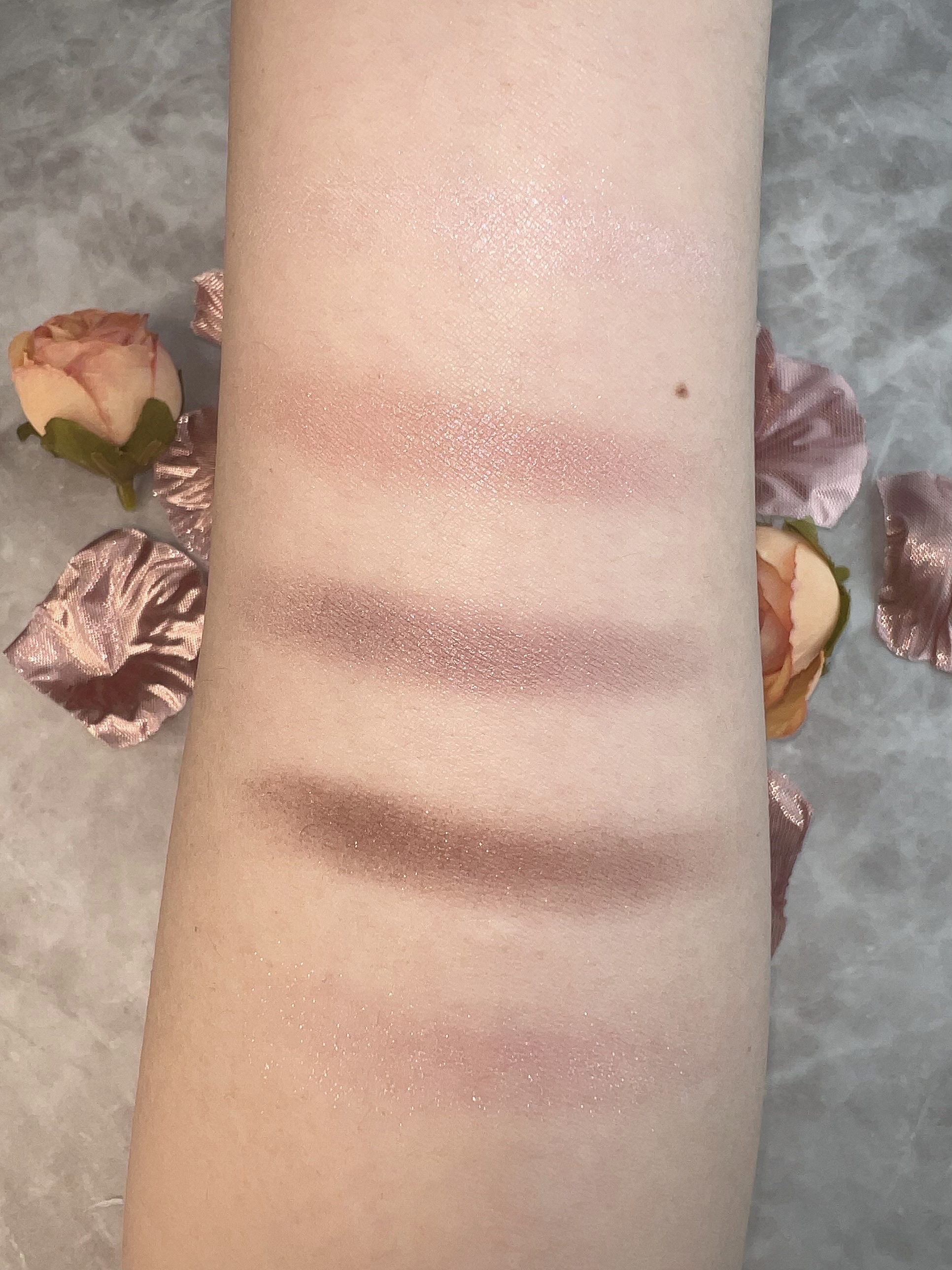 ショコラスウィート アイズ 019 ブルーベリーショコラ/リンメル ロンドン/アイシャドウパレットを使ったクチコミ（2枚目）