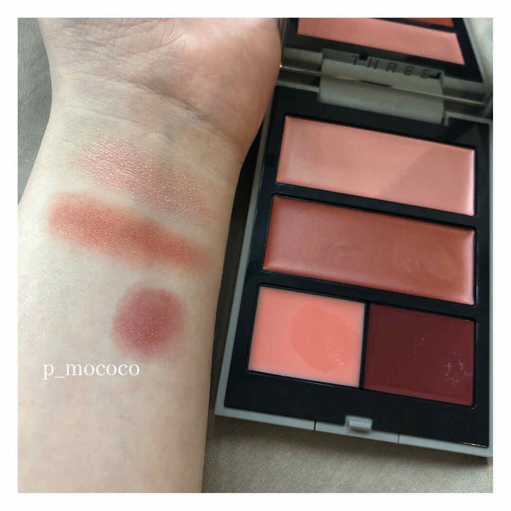 グローフリーダムパレットライジング/THREE/クリームハイライトを使ったクチコミ(2枚目)