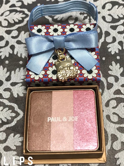 アイカラー CS(1/5限定発売)/PAUL & JOE BEAUTE/アイシャドウパレットを使ったクチコミ(2枚目)