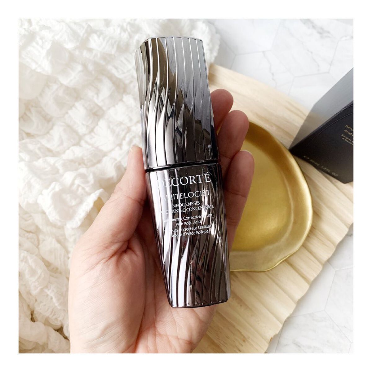 ホワイトロジスト ネオジェネシス ブライトニング コンセントレイト/DECORTÉ/美容液を使ったクチコミ(3枚目)