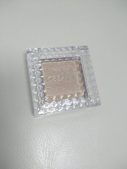 シングルカラーアイシャドウ/CEZANNE/単色アイシャドウを使ったクチコミ(3枚目)