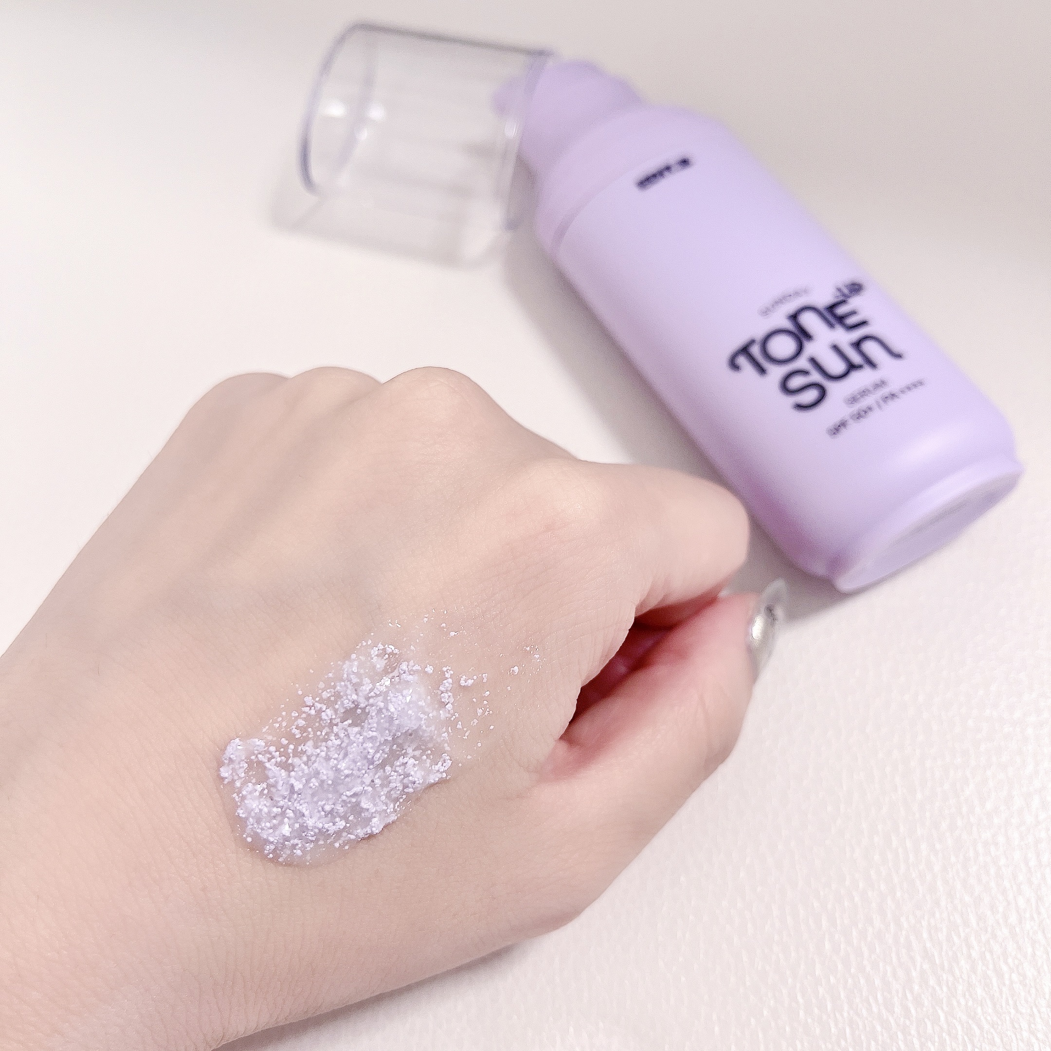 サンデートーンアップサンセラム/EDIT.B/美容液を使ったクチコミ（2枚目）