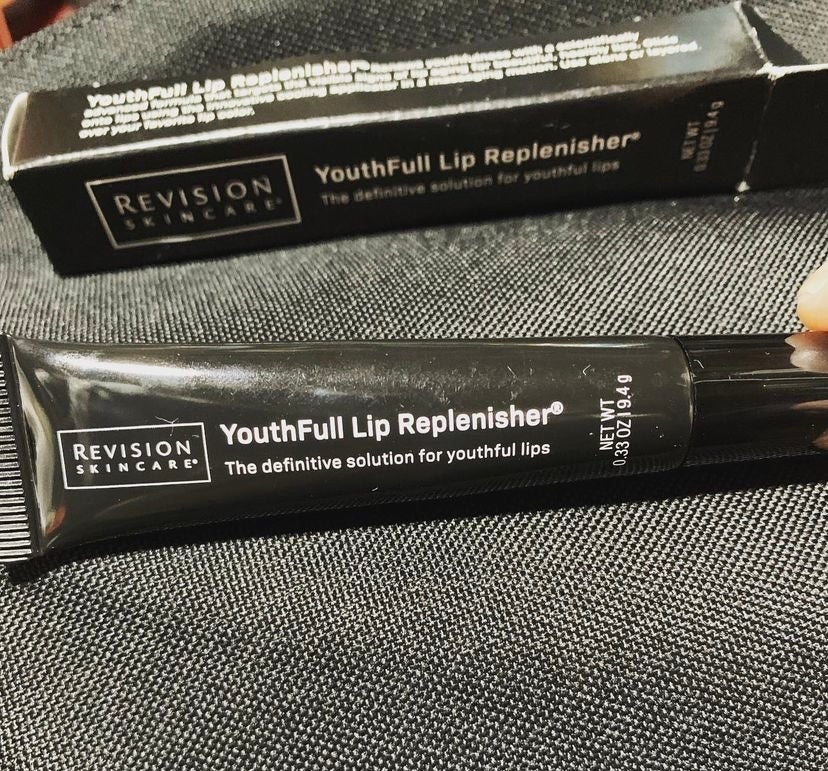 ユースフルリップ/REVISION SKINCARE/リップクリームを使ったクチコミ(1枚目)