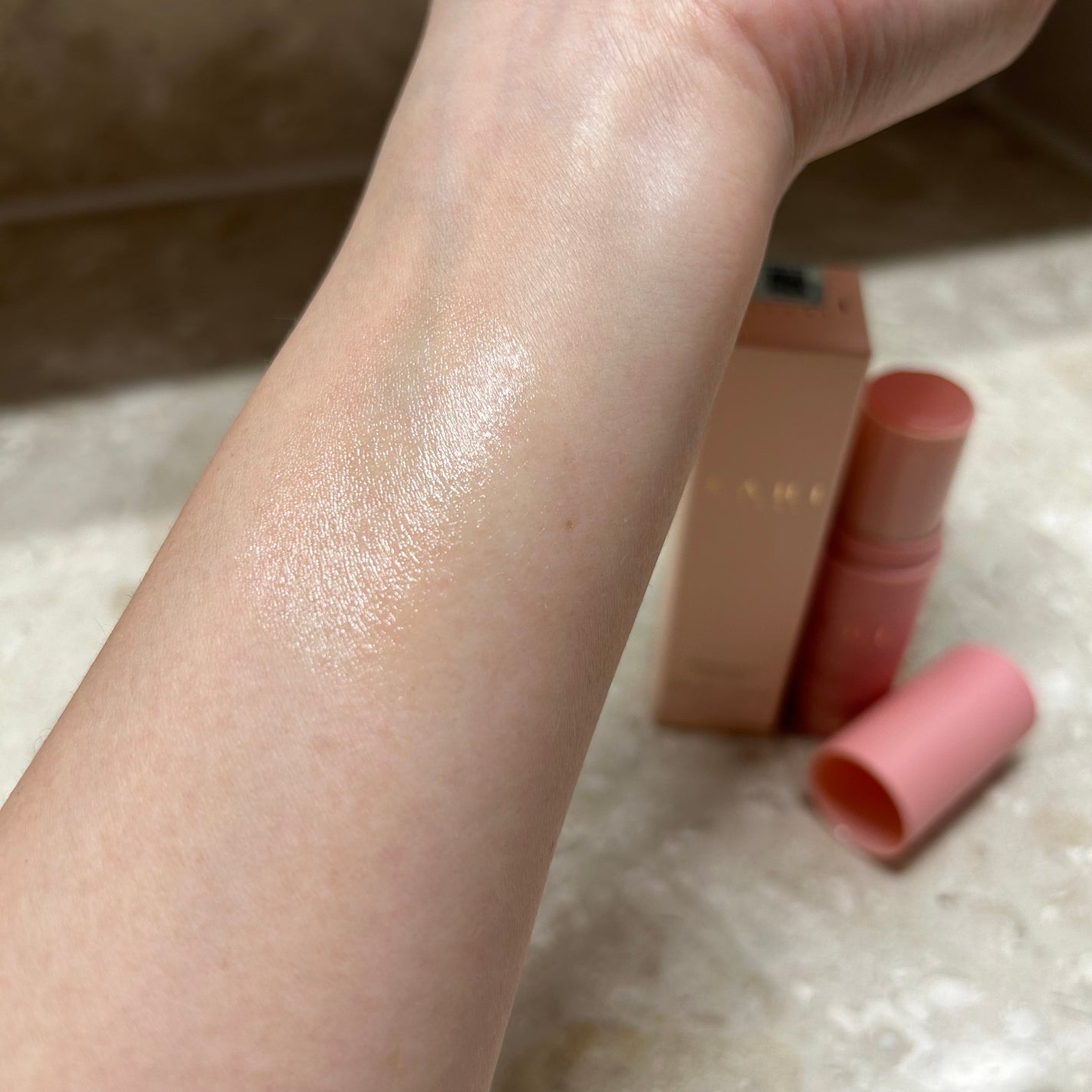 WRバウンス マルチバーム/KAHI/フェイスバームを使ったクチコミ(3枚目)