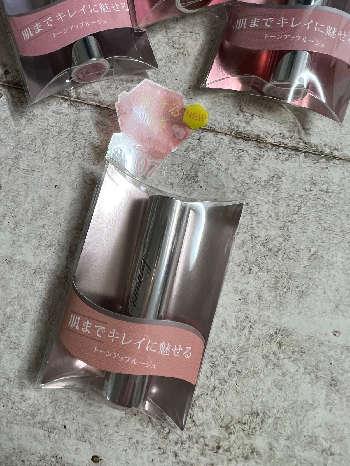 プレミアム トーンアップルージュ/Leanani/口紅を使ったクチコミ(3枚目)