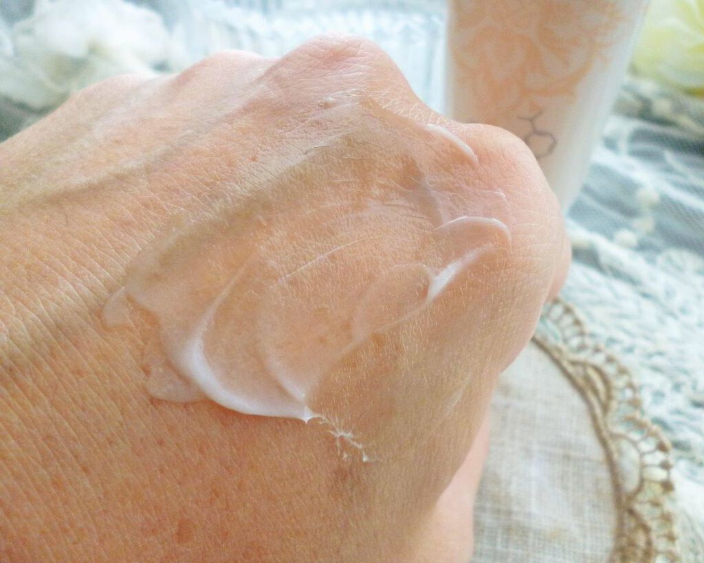 ヒノキハンド・ニークリーム/ヒノキ肌粧品/ハンドクリームを使ったクチコミ(3枚目)