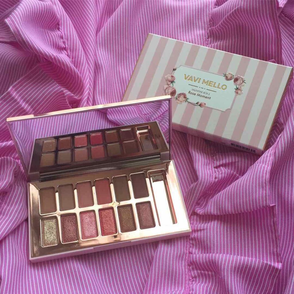 バレンタインボックス3ローズモーメント/VAVI MELLO/アイシャドウパレットを使ったクチコミ（1枚目）