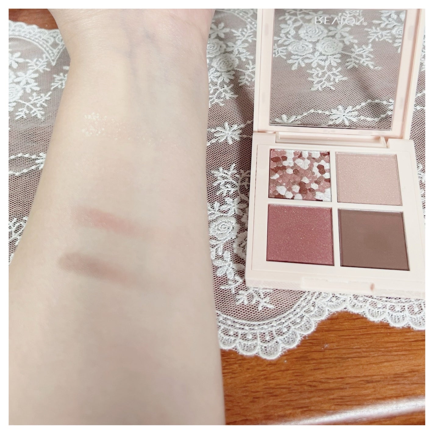 レブロン ダズル アイシャドウ クアッド/REVLON/アイシャドウパレットを使ったクチコミ(3枚目)