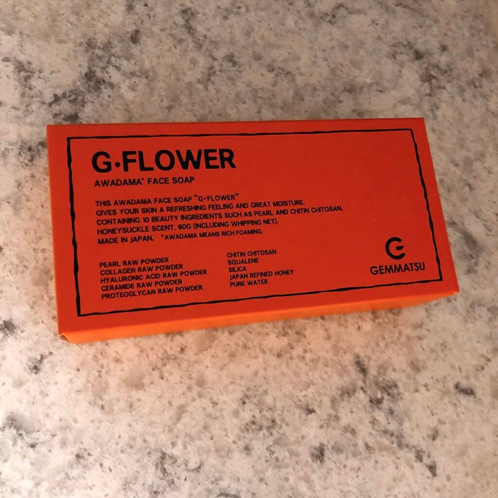 momo on LIPS 「GFLOWERという原末石鹸を使用しました!箱の中には石鹸と専..」(1枚目)