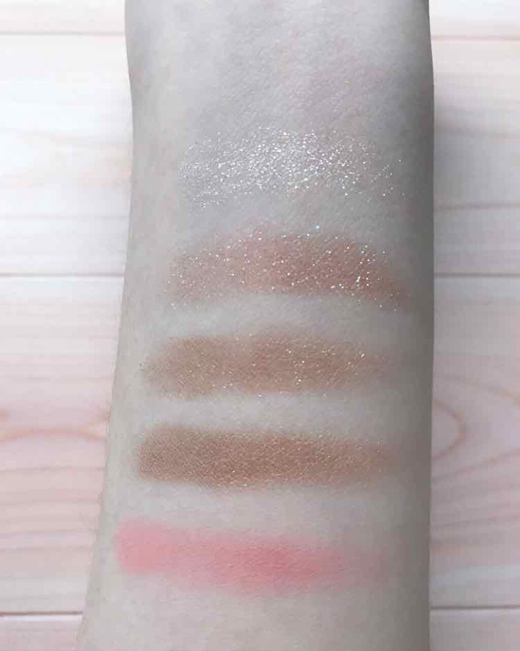 ルックアット マイアイジュエル/ETUDE/単色アイシャドウを使ったクチコミ（2枚目）