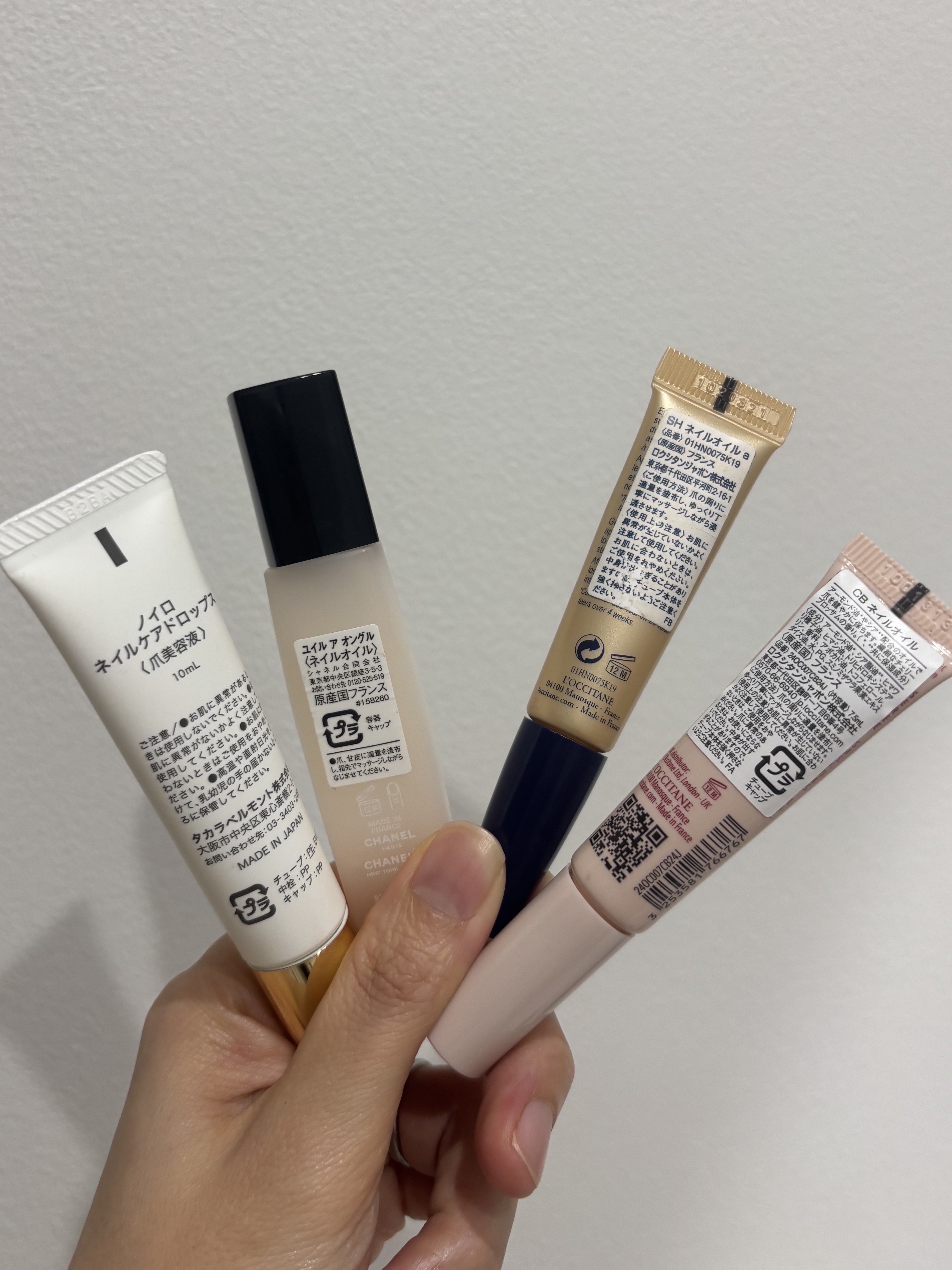 ぷぅぴぃ《紫コス部💜💗》のクチコミ「スティックタイプのネイルケア💅✨️

①L'OCCITANE
シア ネイルオイル
7.5ml
.....」（2枚目）