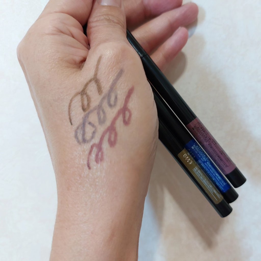 ケイト レアフィットジェルペンシルN BU-2 ネイビーブルー/KATE/ジェルアイライナーを使ったクチコミ（1枚目）