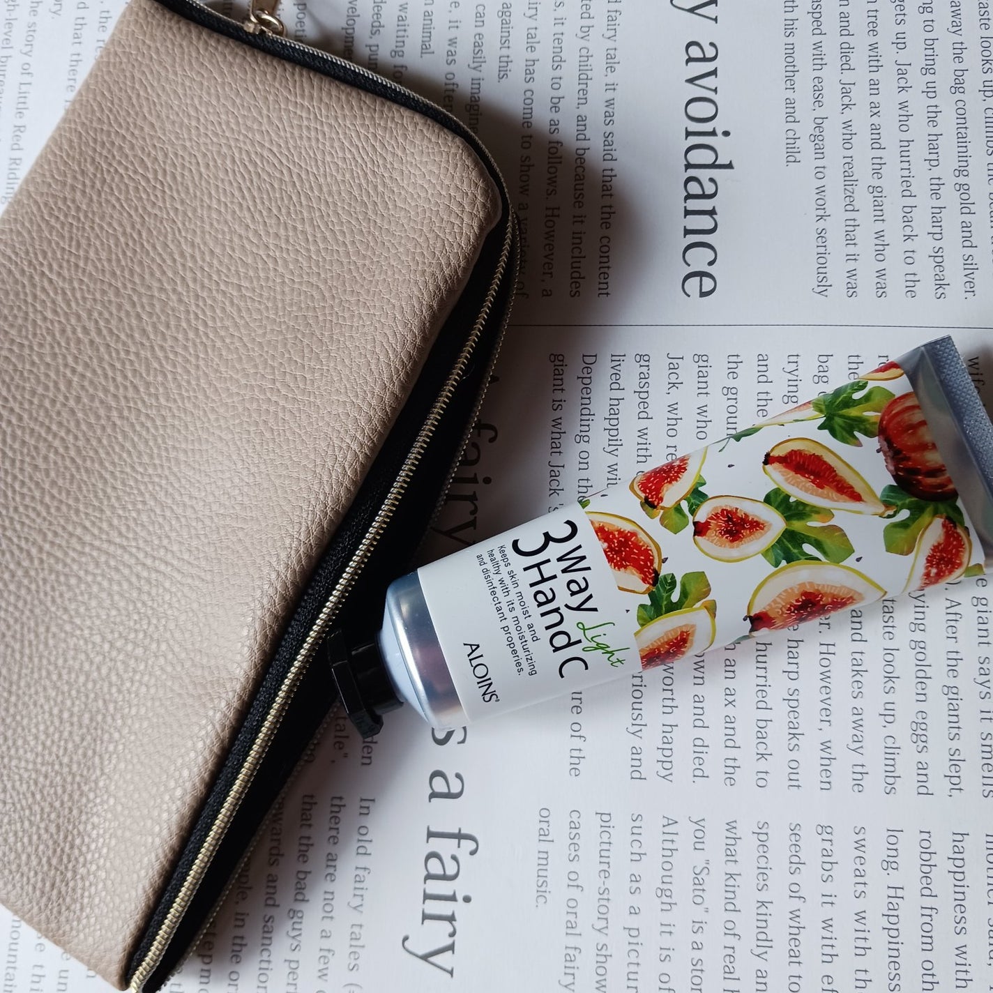 ハンドクリームライト/3ウェイ/ハンドクリームを使ったクチコミ(4枚目)