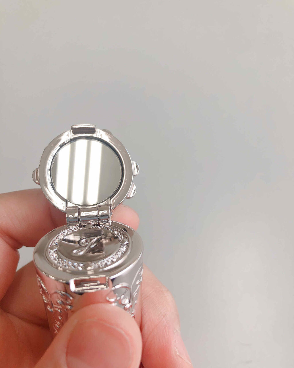 リップグロウ バーム/JILL STUART/リップバームを使ったクチコミ（3枚目）