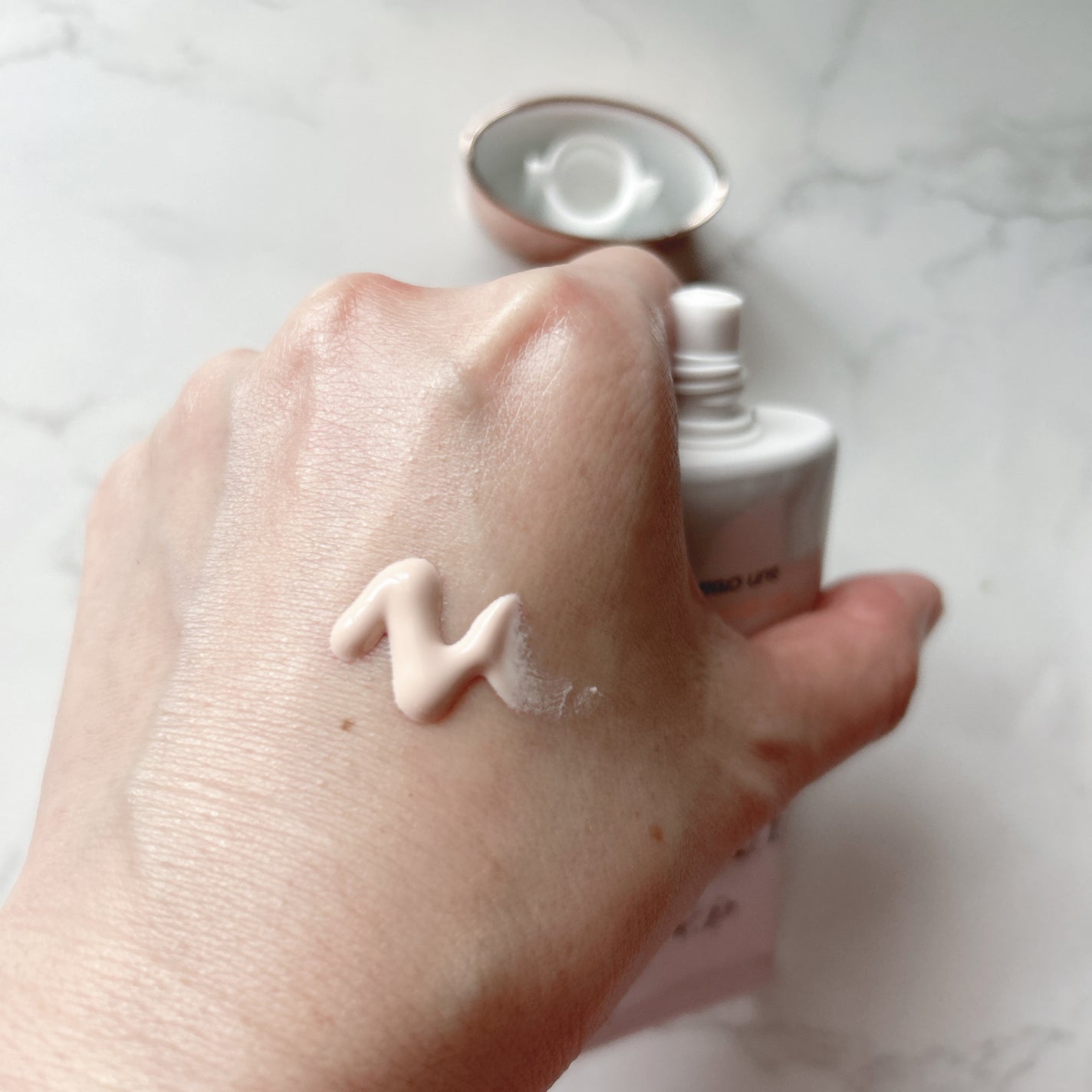 ウォータフルトーンアップサンクリーム/ダルバ/日焼け止めクリームを使ったクチコミ(2枚目)