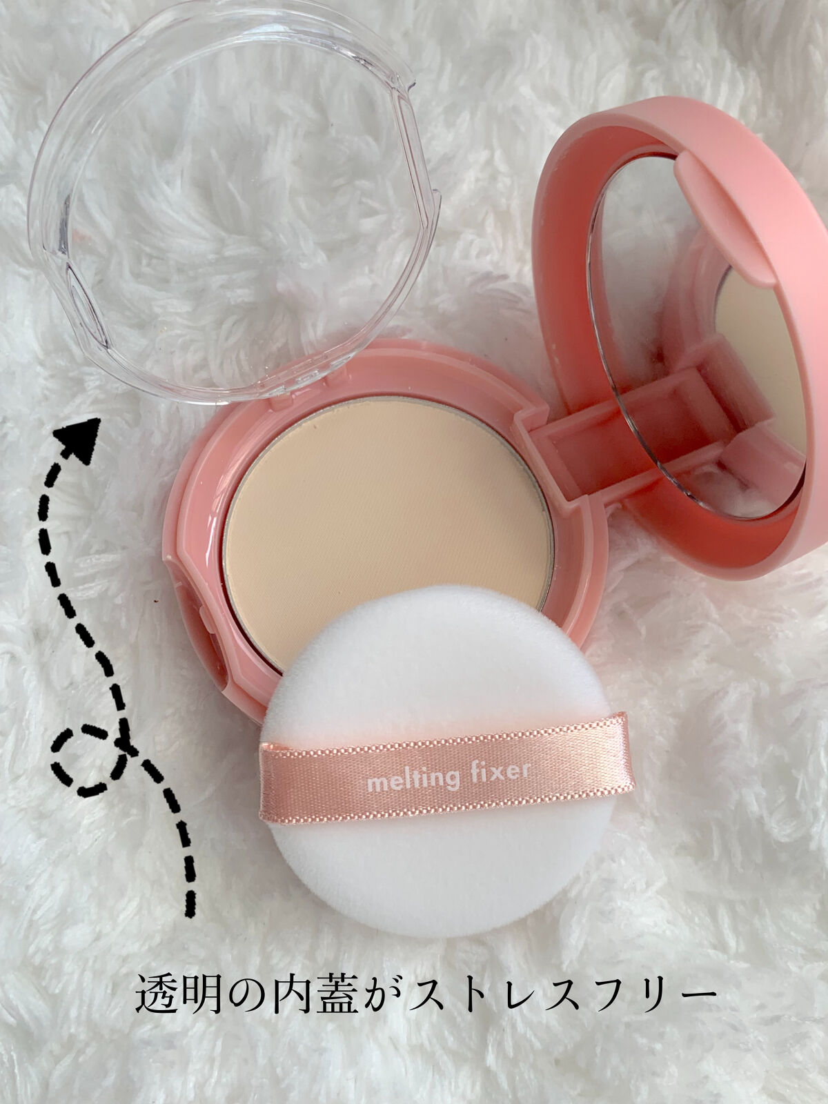 TONYMOLY Melting Nudy Stickのクチコミ「サーモンピンクのパッケージが、かわいい💖
サラサラのパウダーとスルスル描けるコンシーラースティ.....」（2枚目）