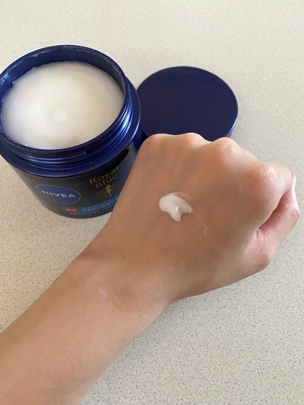 ニベア ロイヤルブルーボディクリーム うるおい密封ケア/ニベア/ボディクリームを使ったクチコミ(4枚目)