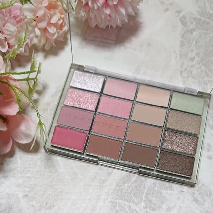 ソフトブラーリングアイパレット/wakemake/アイシャドウパレットを使ったクチコミ(4枚目)