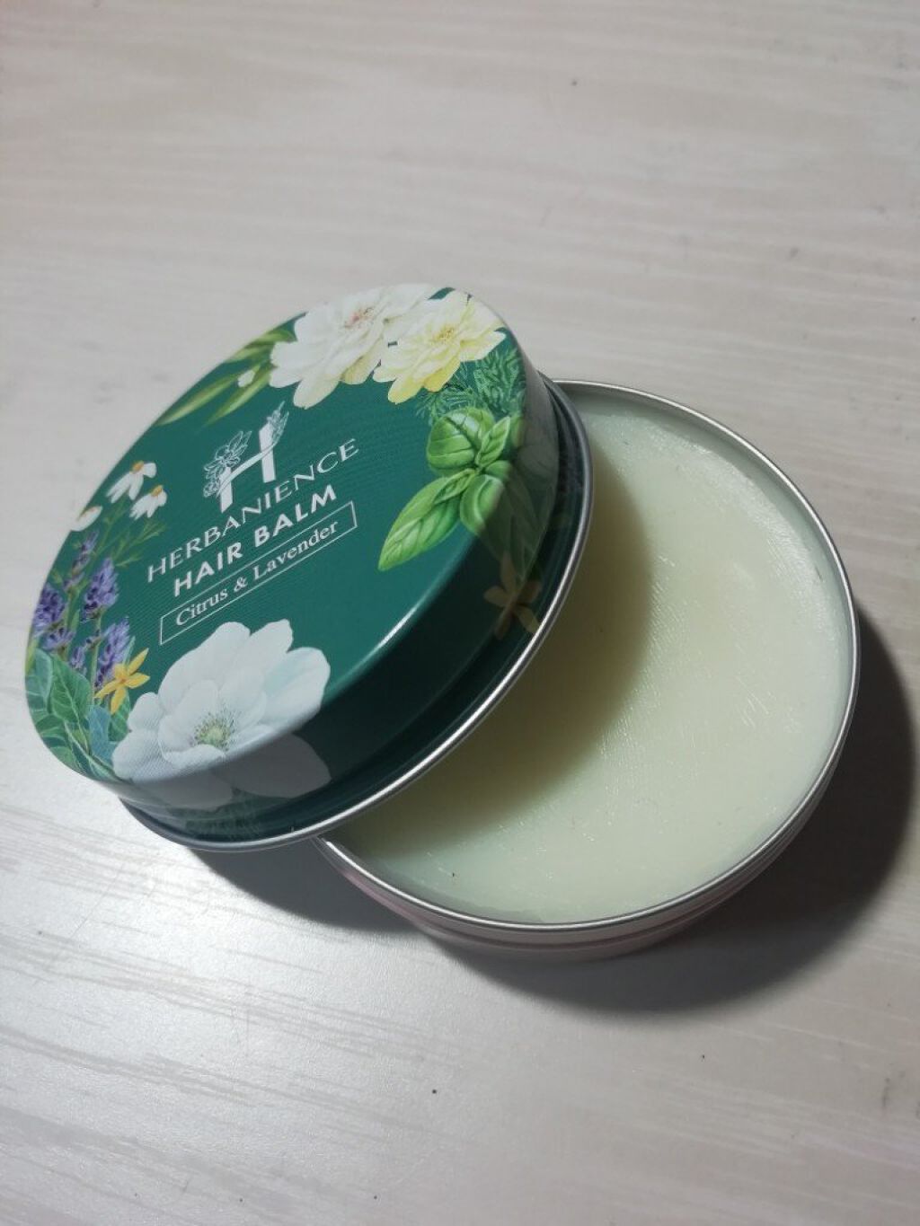 ハーバニエンス オーガニックヘアバーム/HERBANIENCE/ヘアバームを使ったクチコミ(2枚目)