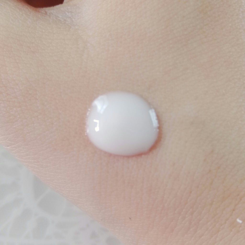 エリクシール ホワイト クリアエマルジョン T III/エリクシール/乳液を使ったクチコミ（2枚目）