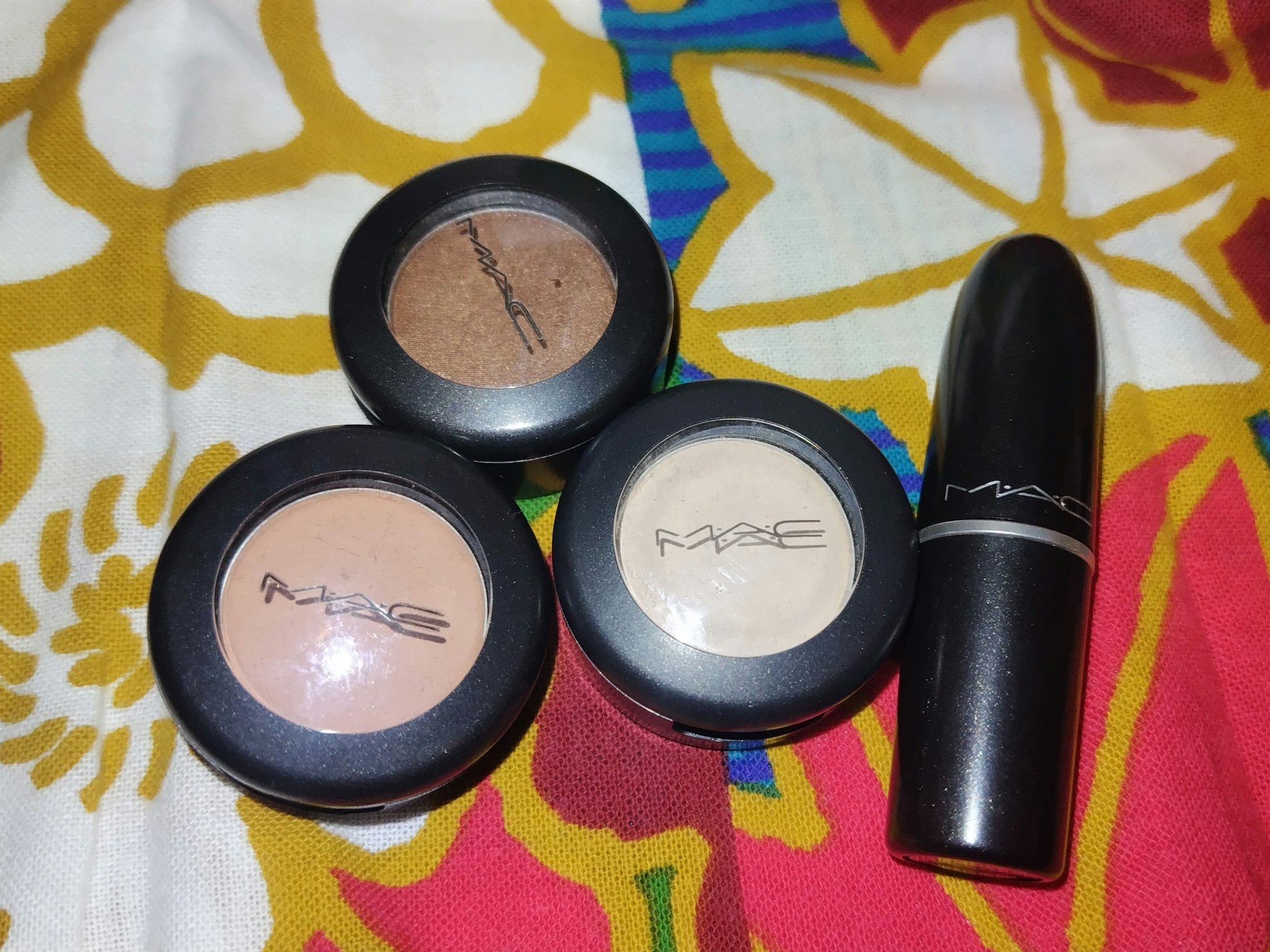スモール アイシャドウ ブリュレ/M・A・C/単色アイシャドウを使ったクチコミ（1枚目）