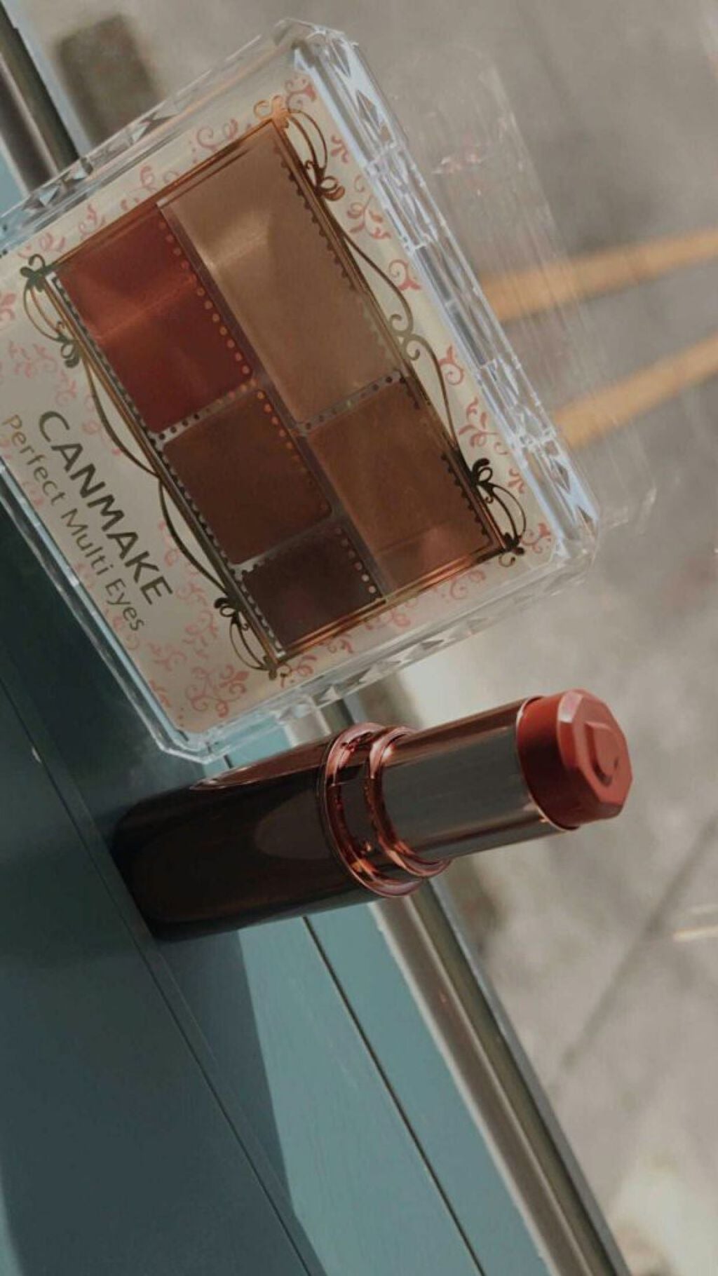 koyuki on LIPS 「秋っぽい🤎可愛い🖤#はじめての投稿..」(1枚目)