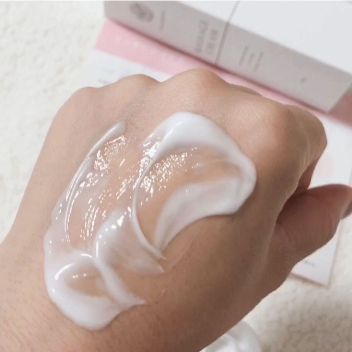 マッサージクリーム /クレアトーン/バスト・ヒップケアを使ったクチコミ(3枚目)