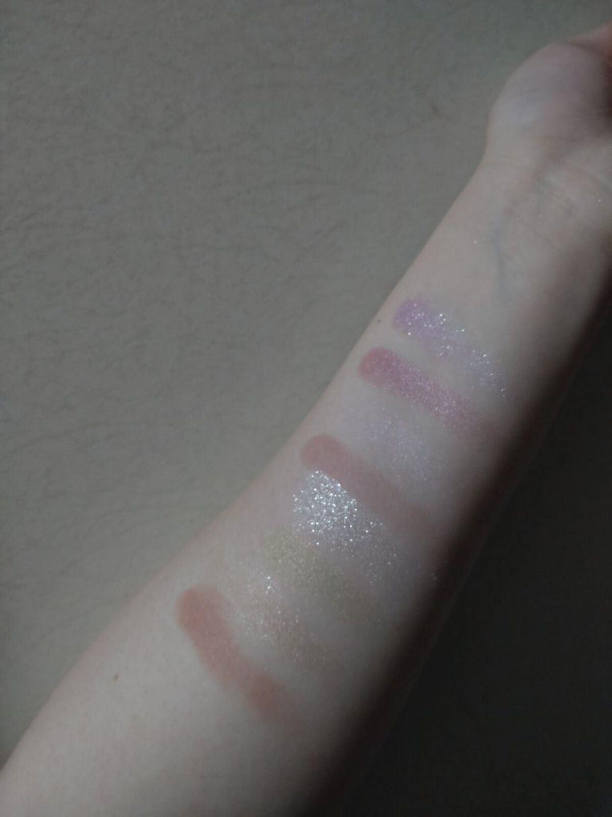 リアルクローズシャドウ/excel/アイシャドウパレットを使ったクチコミ(2枚目)