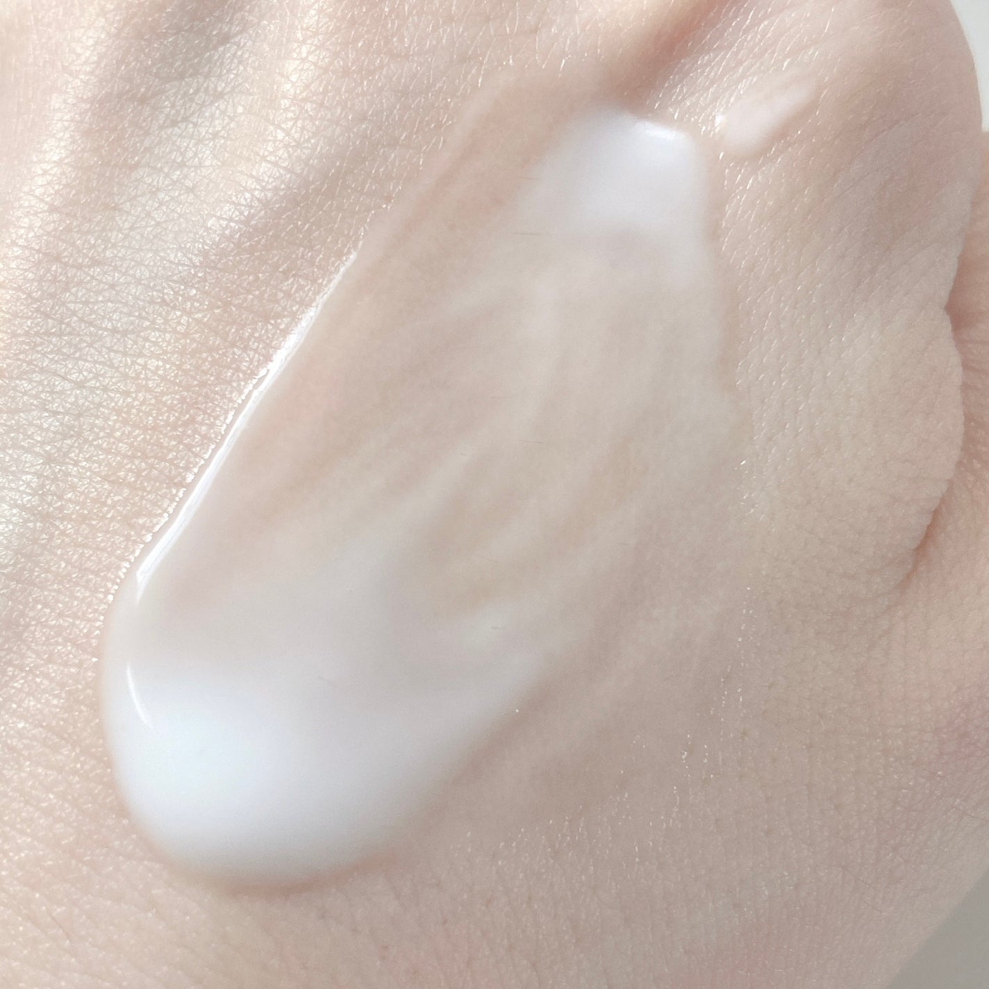 濃密スキンコンディショナー ミルク/CEZANNE/乳液を使ったクチコミ(5枚目)