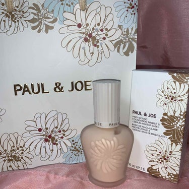 ＊Paul & JOE 
プロテクティング ファンデーション プライマー S 01
  ¥3500(税抜)


結論から言います。とてもいいです。
本当にいいです。

とりあえずこのコスメとの出会いを話