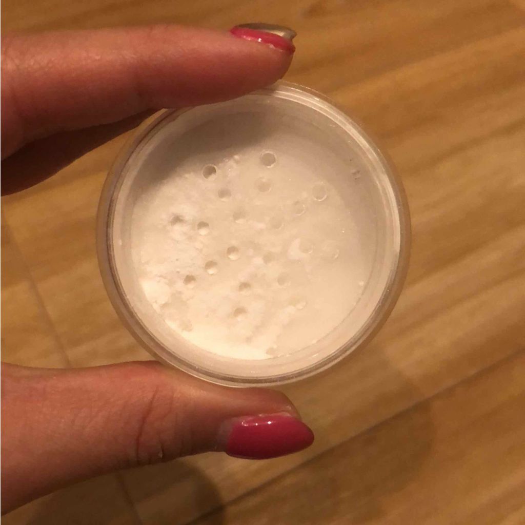 シークレット ブライトニング パウダー/ローラ メルシエ/ルースパウダーを使ったクチコミ（2枚目）