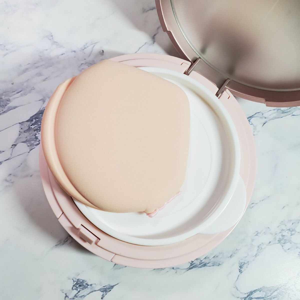 ZEESEA　メタバースピンクシリーズ ソフトフォーカスツートンBBクッション/ZEESEA/クッションファンデーションを使ったクチコミ（3枚目）