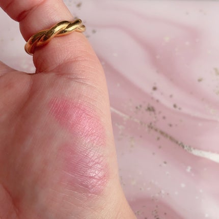 キスキス ビー グロウ パーリー 558 パーリー ピオニー/GUERLAIN/口紅を使ったクチコミ(3枚目)