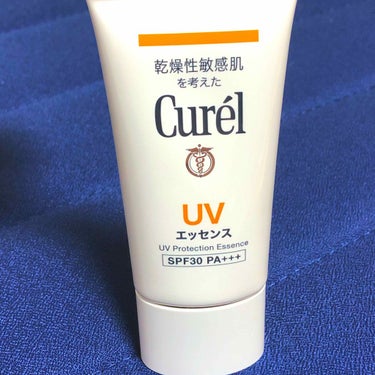 日焼け止め☀️
curelのUVエッセンスの日焼け止めです。
子供用の日焼け止めでも肌の赤みが出ることがありましたが！これは赤くならない！
塗り心地:◎ 軽い！
のび:◎ よく伸びる！
ベタつき:△ 個