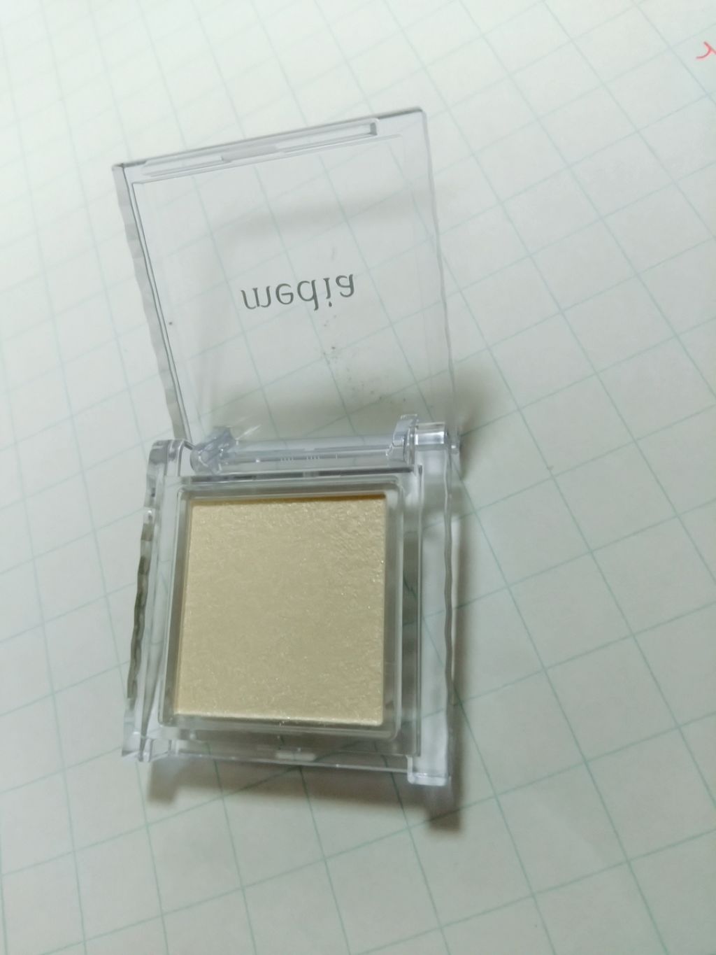 ブライトアップアイシャドウ/media/単色アイシャドウを使ったクチコミ（3枚目）