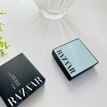 Harper's BAZAAR Cosmetics スマートスキンフィットクッションファンデーションのクチコミ「雑誌は話題になることも多いけど、
コスメも負けていないくらい、
洗練されたパッケージ。

もち.....」（1枚目）