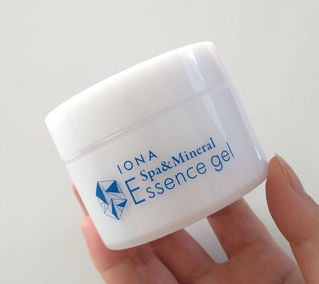 イオナ スパ＆ミネラル エッセンス ジェルのクチコミ「1品4役（化粧水・美容液・乳液・クリーム）のオールインワンジェルを、お試しさせていただきました.....」（1枚目）
