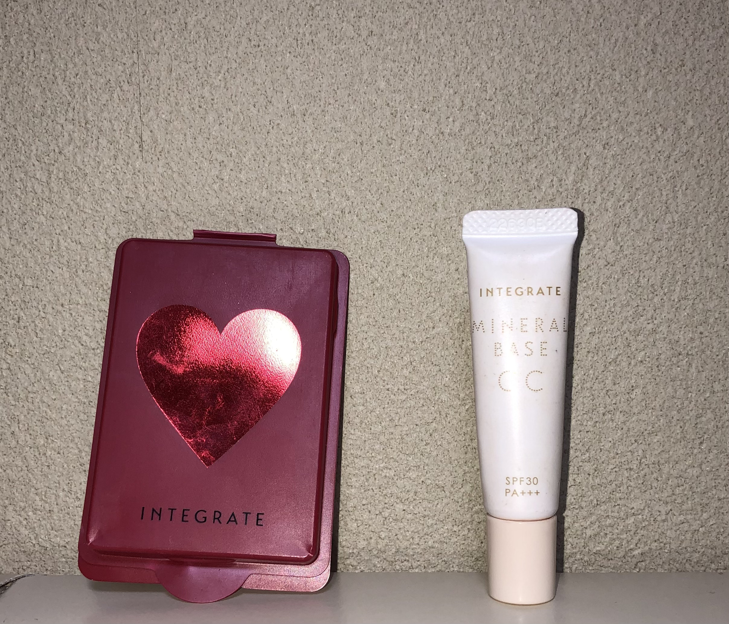 プロフィニッシュファンデーション (ミニ) オークル10/インテグレート/パウダーファンデーションを使ったクチコミ（1枚目）