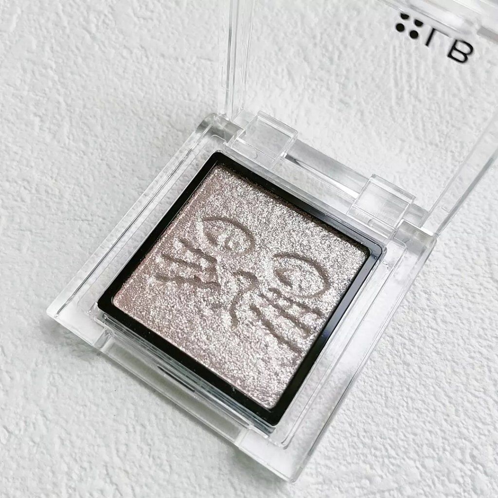 Galaxy Shadow(ギャラクシーシャドウ)/LB/単色アイシャドウを使ったクチコミ(2枚目)
