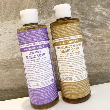 DR. BRONNER'S(ドクターブロナー)
マジックソープ
・ラベンダー
・サンダルウッド＆ジャスミン

1本で顔や体だけではなく、メイクブラシや食器、掃除や衣類にまでマルチに使えるオーガニックソー