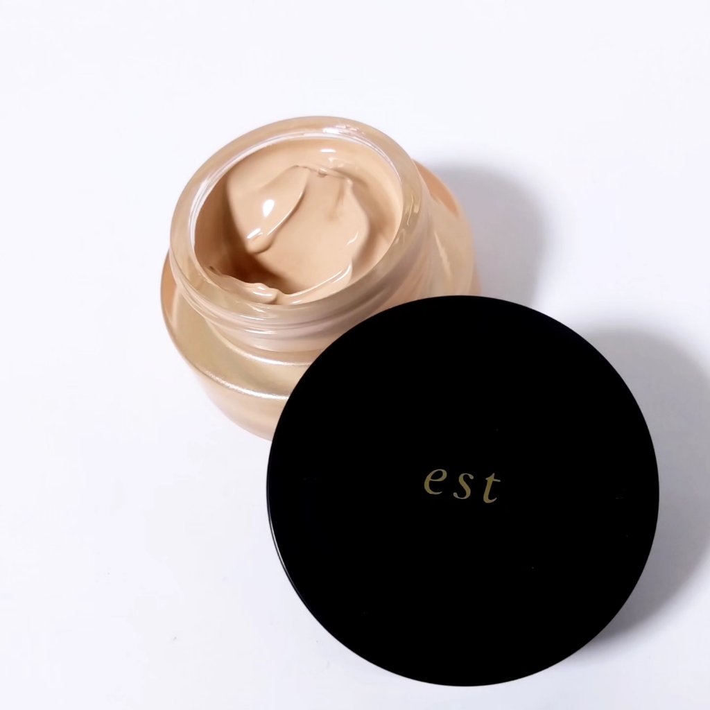 エスト フローレス コンシーリング クリームファンデーション/est/クリーム・エマルジョンファンデーションを使ったクチコミ（1枚目）