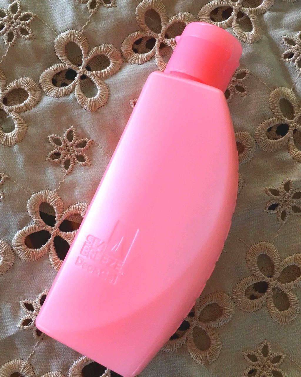 デオ&ジェル B(ピンクグレープフルーツ)/シーブリーズ/デオドラント・制汗剤を使ったクチコミ(2枚目)