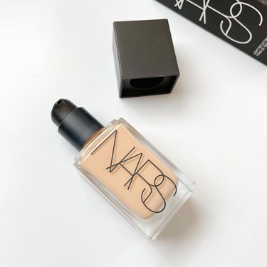 ライトリフレクティング ファンデーション/NARS/リキッドファンデーションを使ったクチコミ（2枚目）