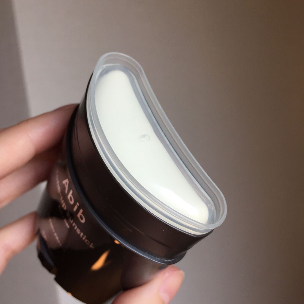 トーンアップ サンスティック シルキーバー/Abib /日焼け止め・UVケアを使ったクチコミ（3枚目）