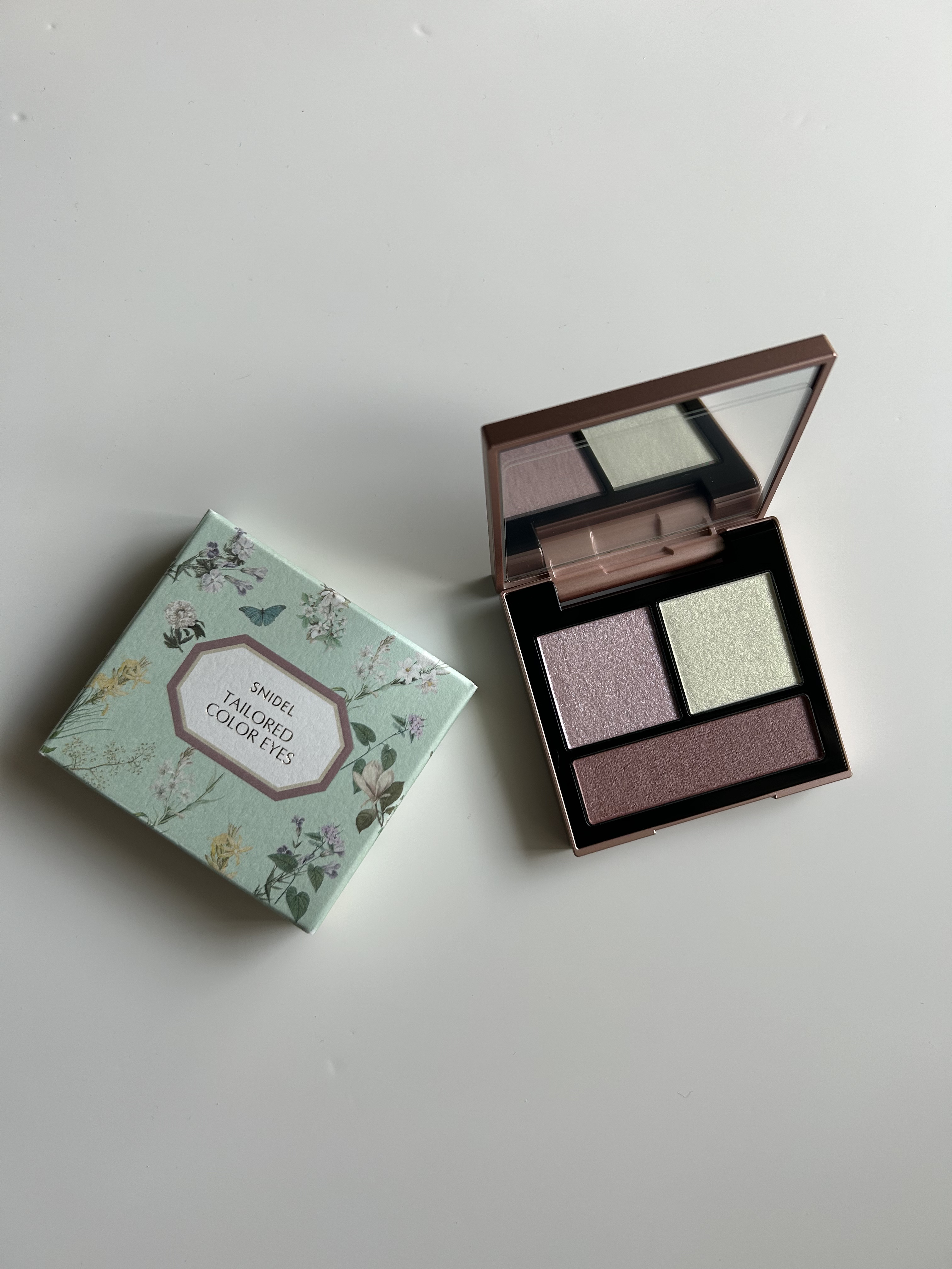 テイラード カラー アイズ 07 Daisy Spring/SNIDEL BEAUTY/アイシャドウパレットを使ったクチコミ（1枚目）