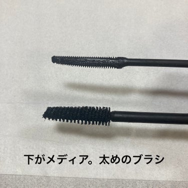 media メディア ロングマスカラS BK(ブラック)のクチコミ「私には合わなかった😖
マスカラ忘れてファミマで急遽買ったけどカールキープ重視➕束感大好きな私に.....」（2枚目）