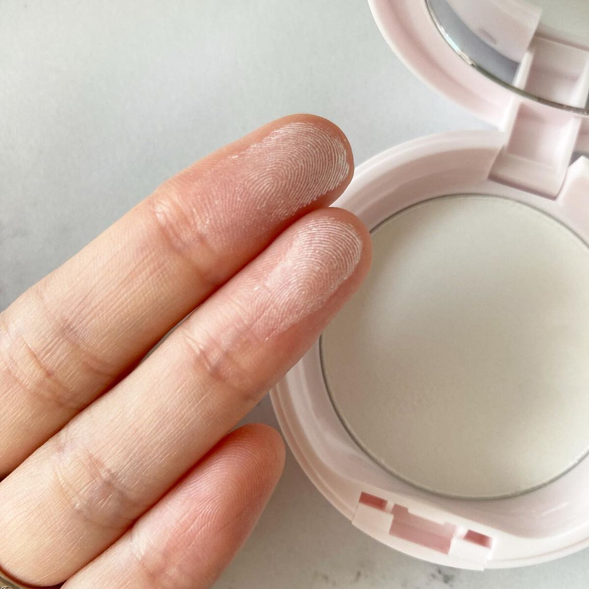 薬用 スキンケア パウダー/アクネオ/プレストパウダーを使ったクチコミ（3枚目）