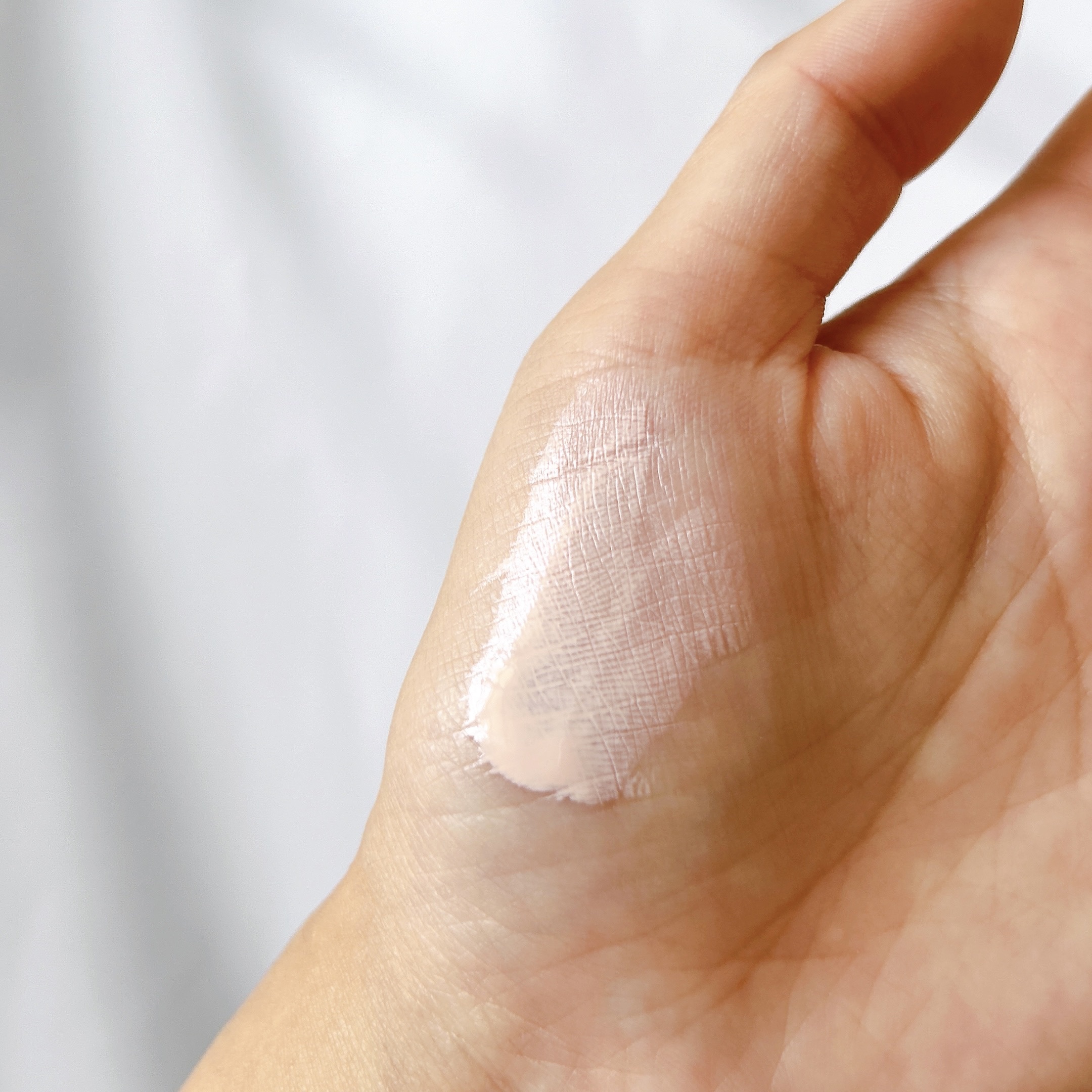 ピンクトーンアップサンセラム/LOVELYCC/化粧下地を使ったクチコミ（2枚目）